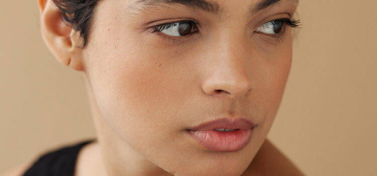چگونه می توان پوست پاک کرد: 11 نکته از متخصصان پوست