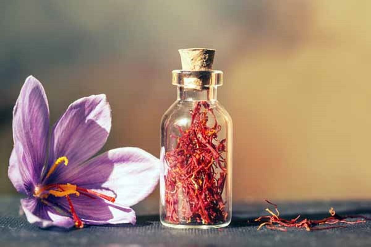 استان خراسان شمالی برای اولین بار زعفران را به بازارهای خارجی صادر می کند