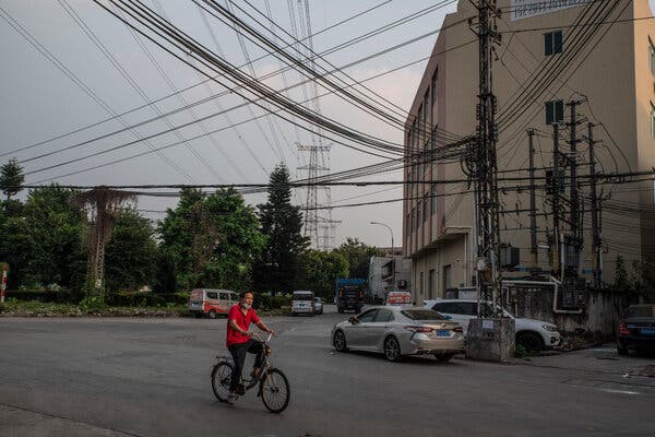 Power Outages Hit China, Threatening the Economy and Christmas